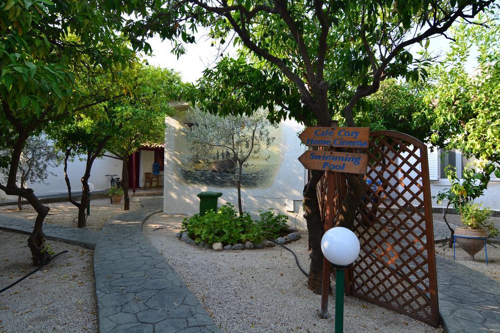 Green Village Xylokastro Buitenkant foto